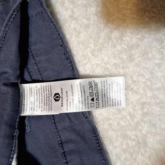 Mens Blueish, Gray Levi Strauss Signature, Athletic Fit Jeans - Picture 6 of 10